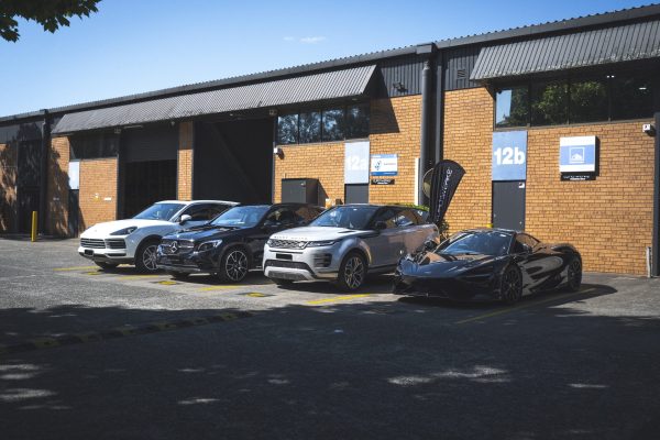 Workshop Moment M140i Cayenne GLC63 RangeRover McLaren-6