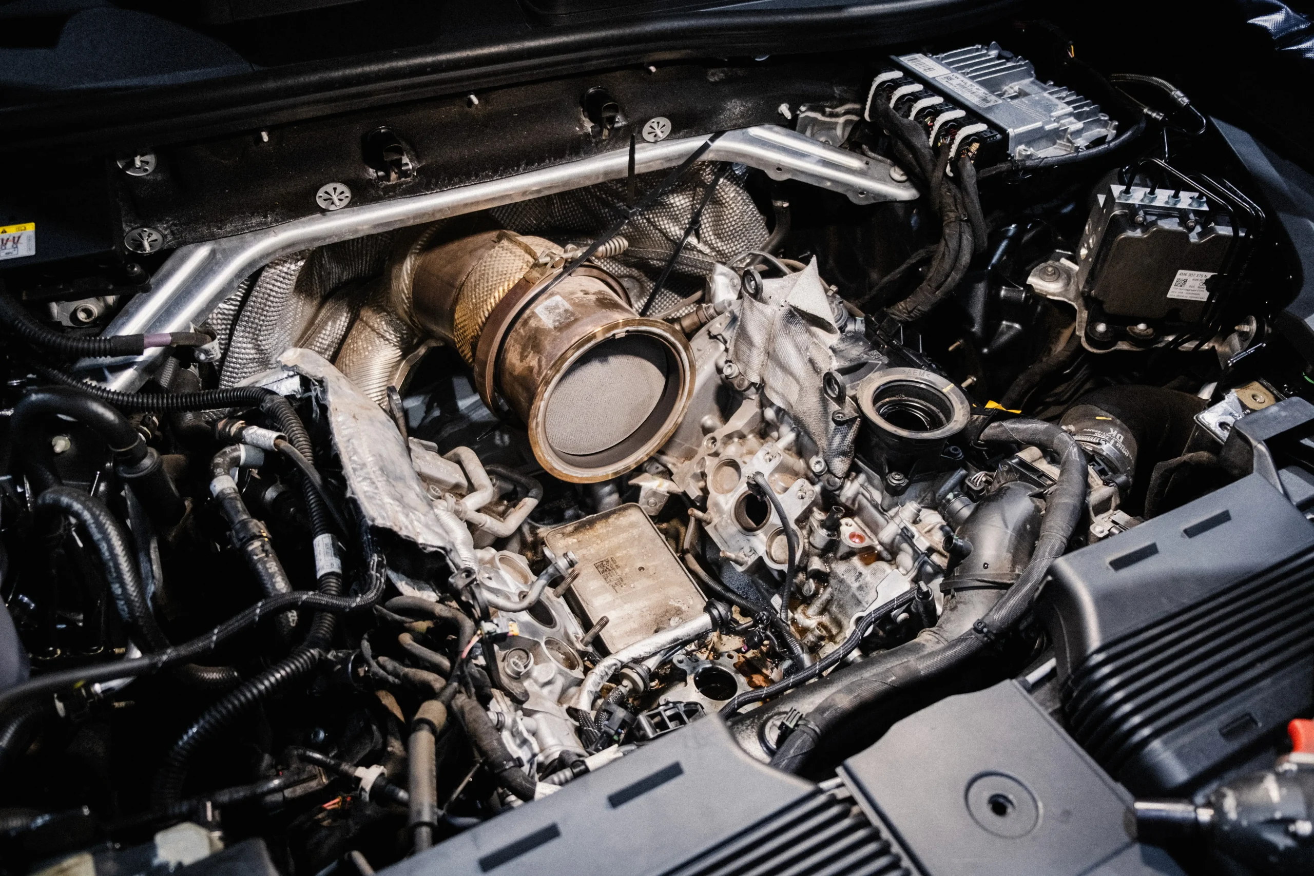 Common Fault: Audi & Volkswagen Group Hot-V Oil Cooler Leaks